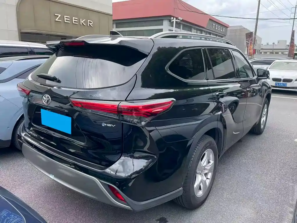 Toyota Highlander — миниатюра 4