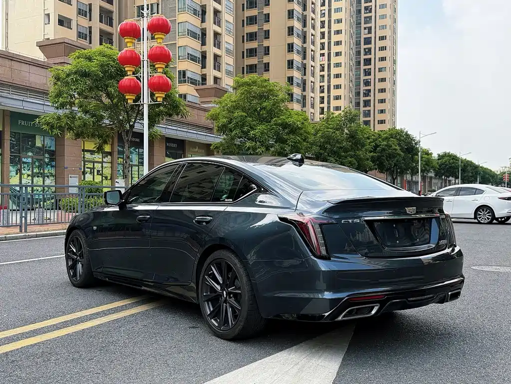 Cadillac CT5 — миниатюра 9