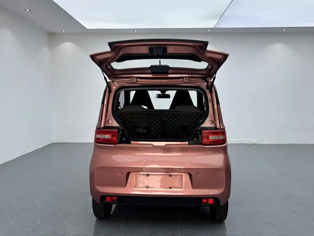 Wuling MINIEV — миниатюра 5
