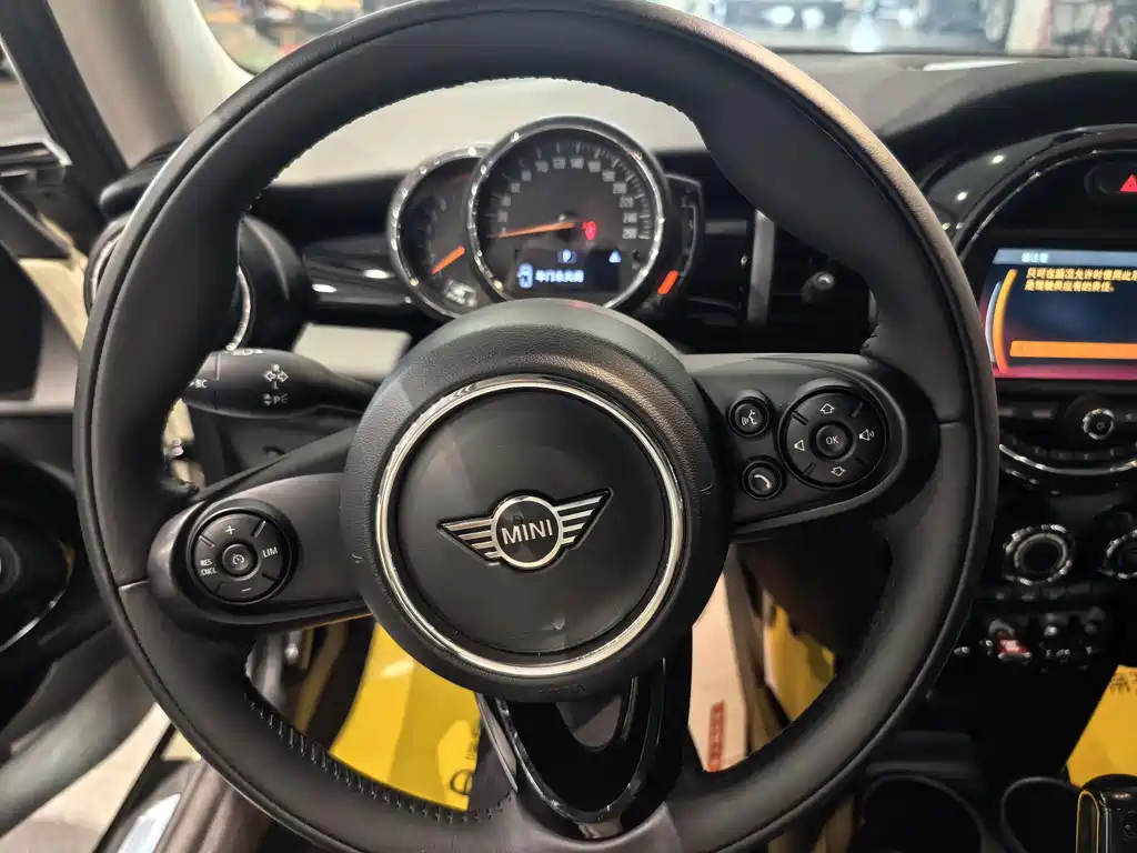 MINI Mini — миниатюра 8