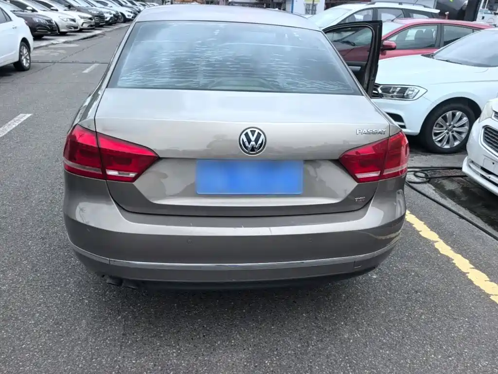 Volkswagen Passat — миниатюра 6