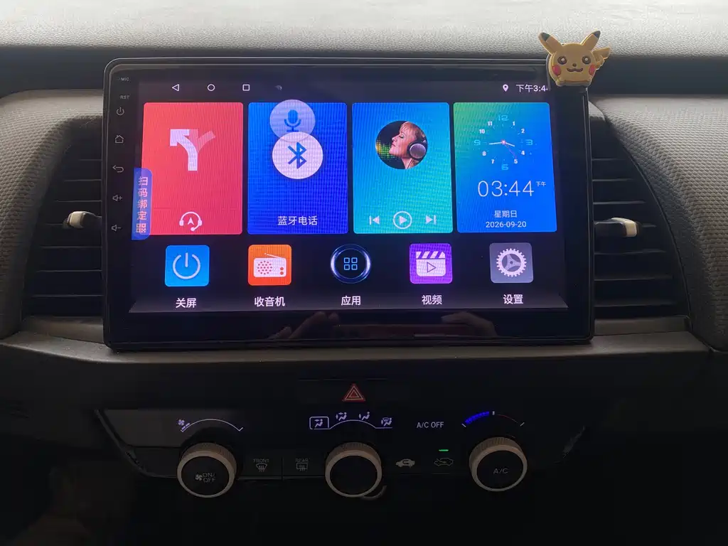 Honda Fit — миниатюра 8