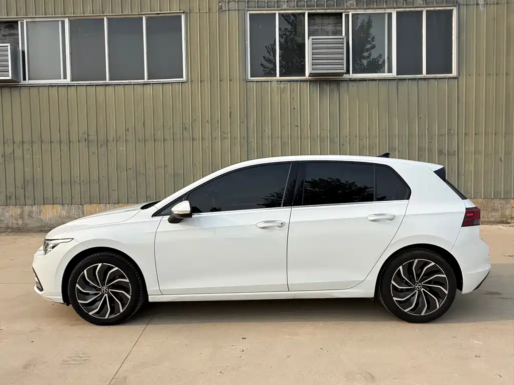 Volkswagen Golf — миниатюра 4