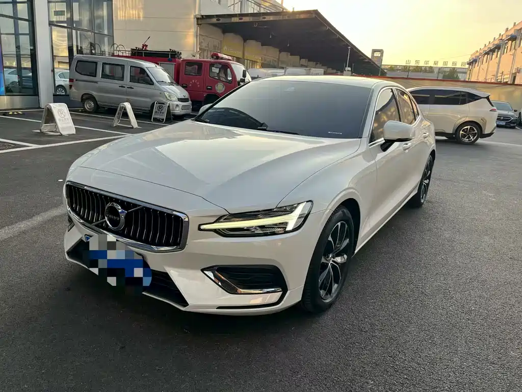 Volvo S60