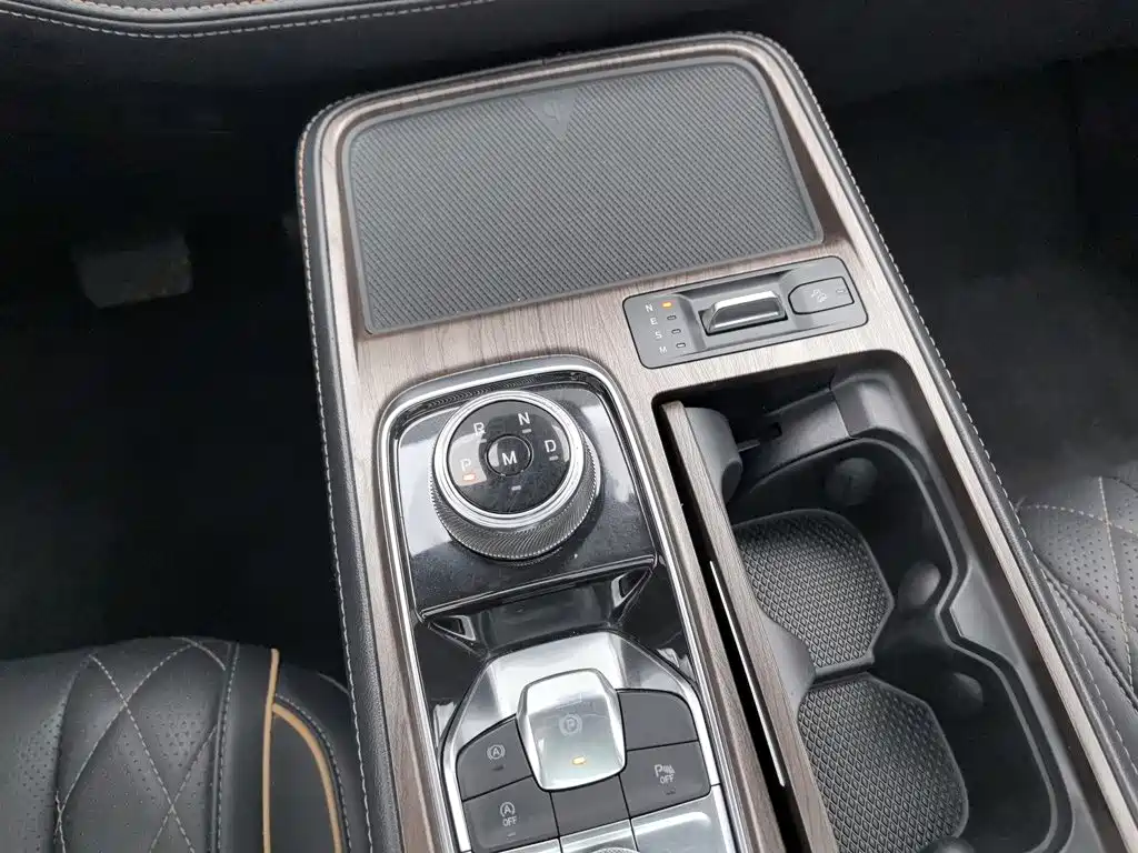 Ford Equator — миниатюра 13