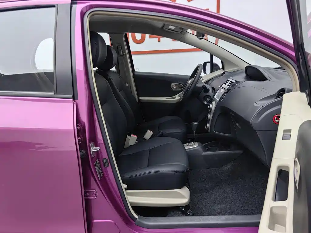 Toyota Yaris — миниатюра 23
