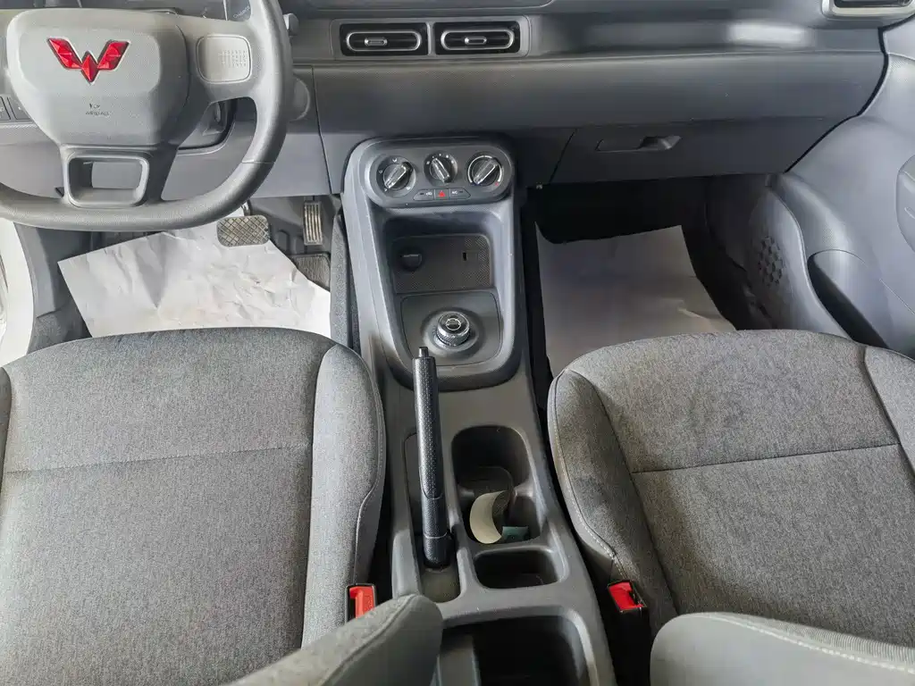 Wuling Hongguang EV — миниатюра 6