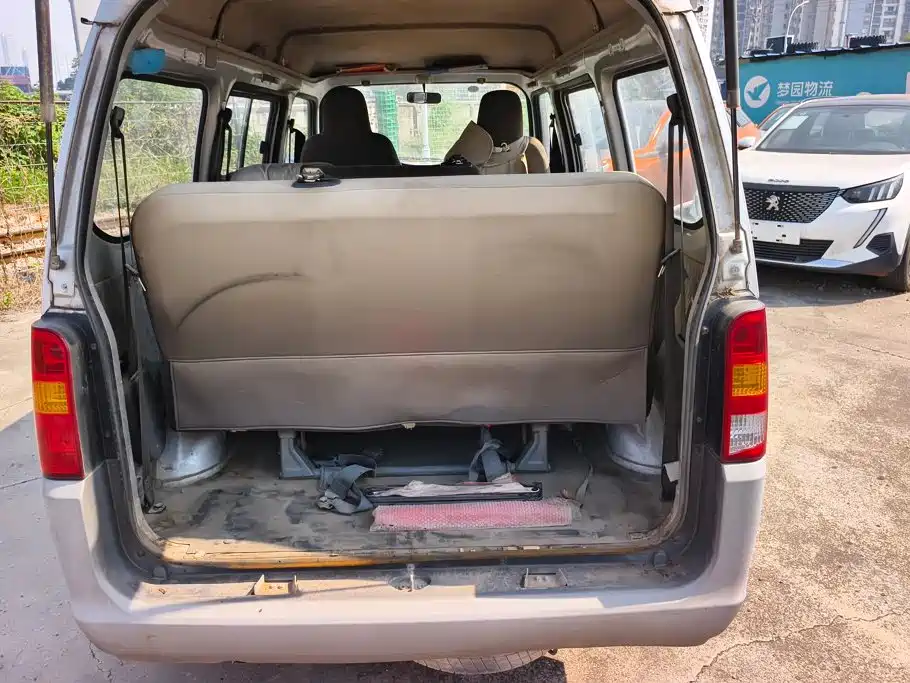 Wuling Zhiguang — миниатюра 4