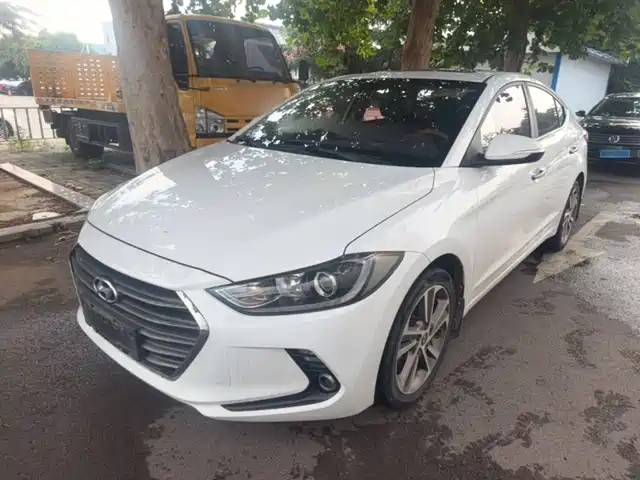 2018 Hyundai Elantra
