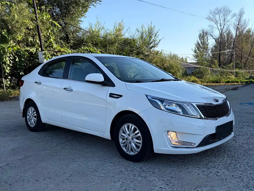 Kia K2 — миниатюра 3