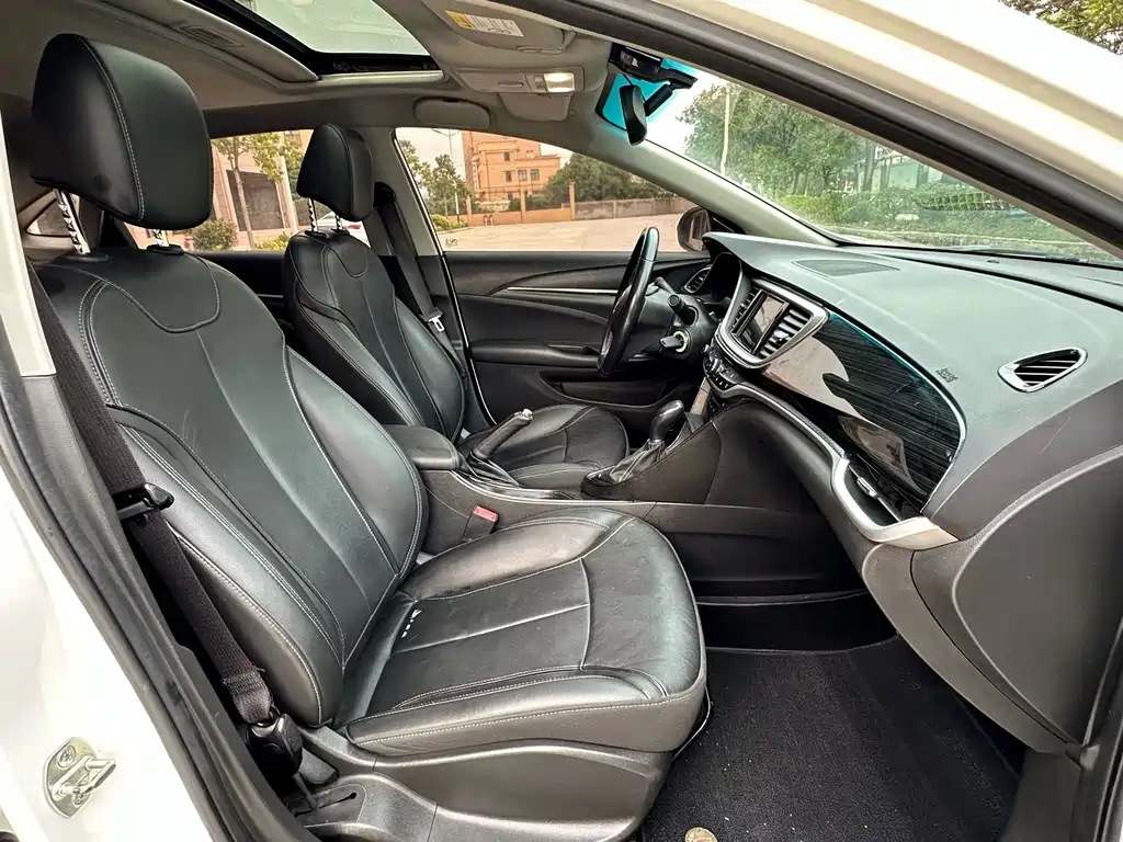 Buick Excelle — миниатюра 6