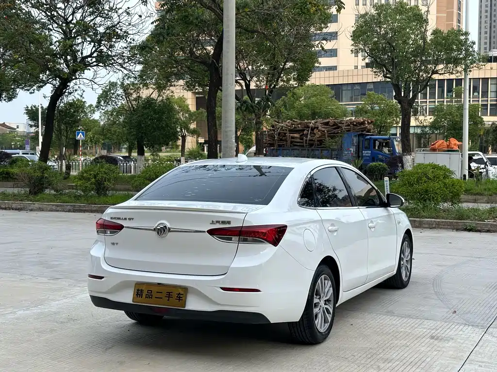 Buick Excelle — миниатюра 7