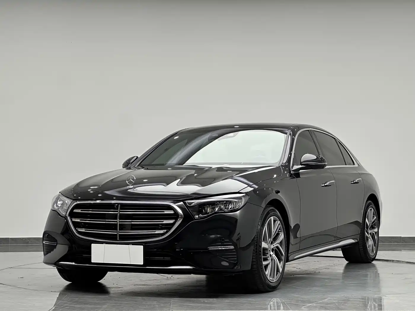 奔驰E级 2024款 E 300 L 时尚型 2024