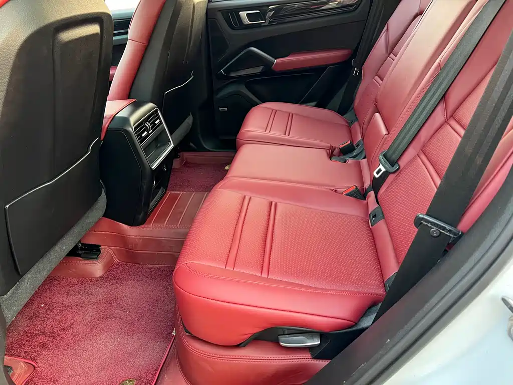 Porsche Cayenne — миниатюра 14