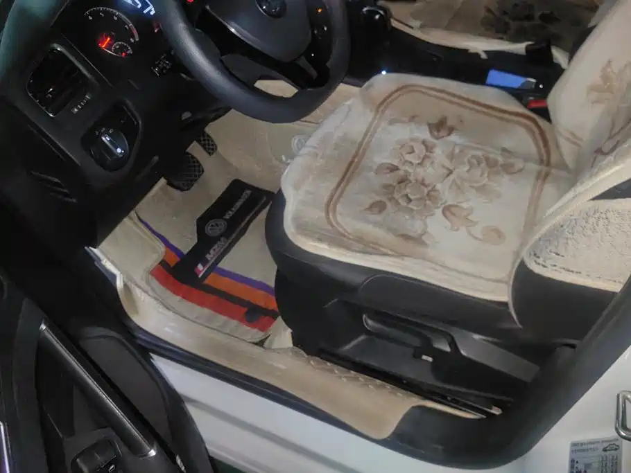Volkswagen Golf — миниатюра 9