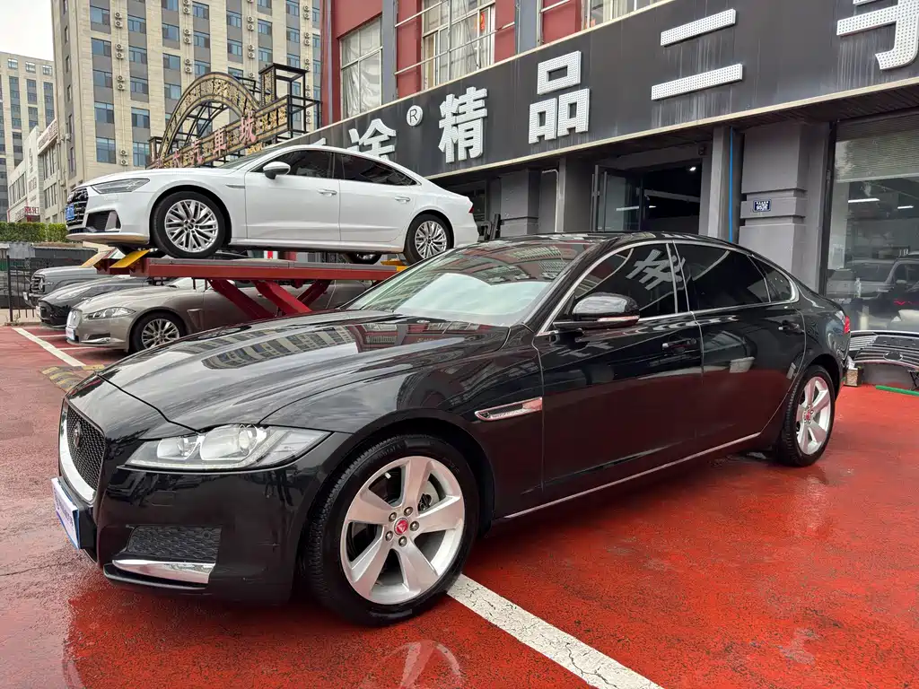 Jaguar XFL — миниатюра 2