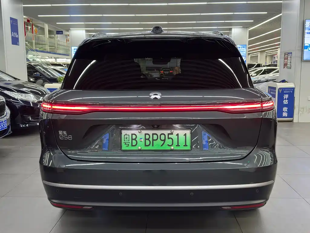 NIO ES8 — миниатюра 16