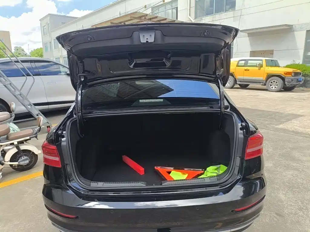 Volkswagen Lavida Pure Electric — миниатюра 19
