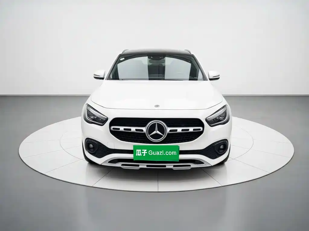 Mercedes-Benz GLA — миниатюра 2