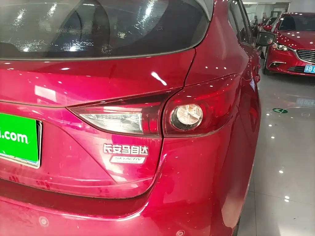 Mazda 3 Axela — миниатюра 8