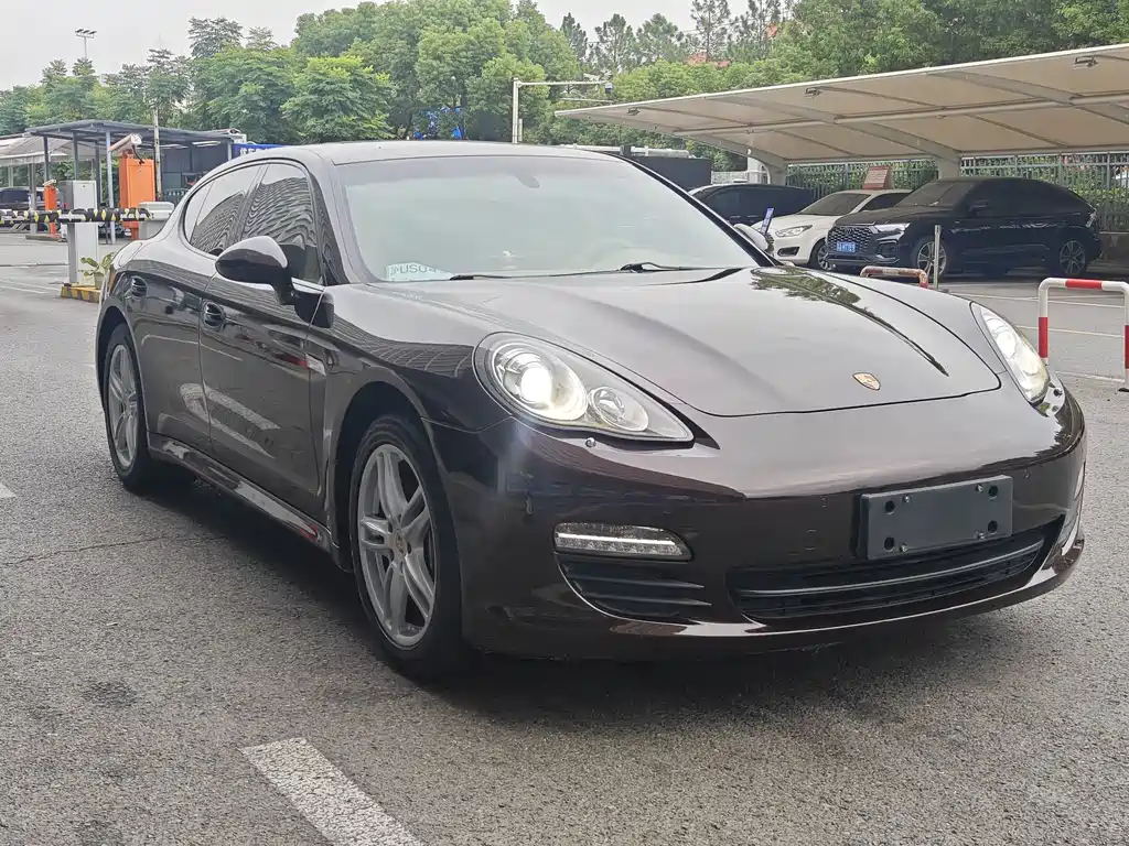 Porsche Panamera — миниатюра 3