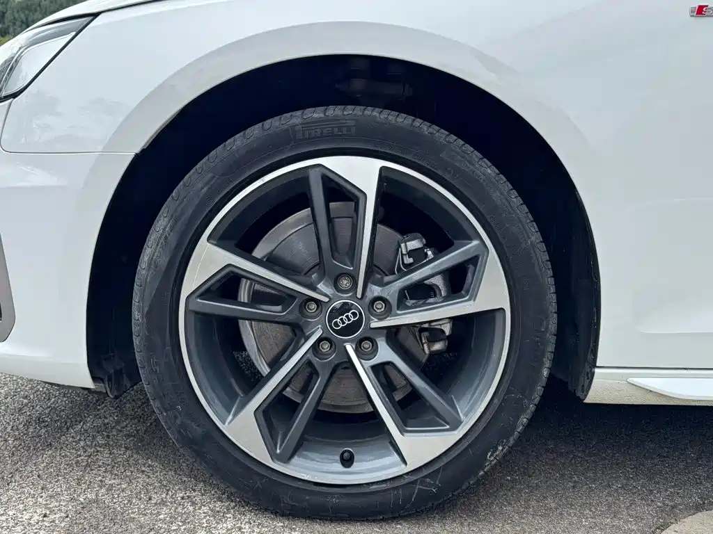 Audi A4L — миниатюра 9