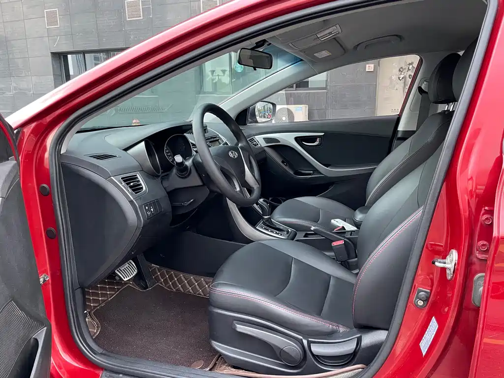 Hyundai Elantra Langdong — миниатюра 6