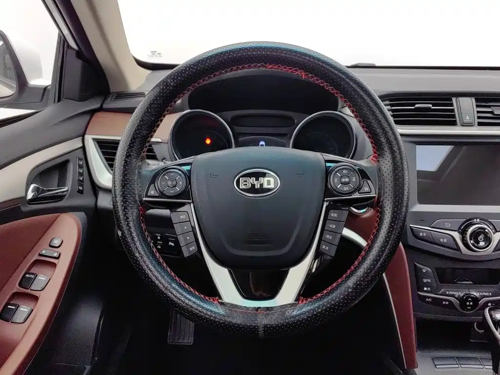 BYD G5 — миниатюра 11