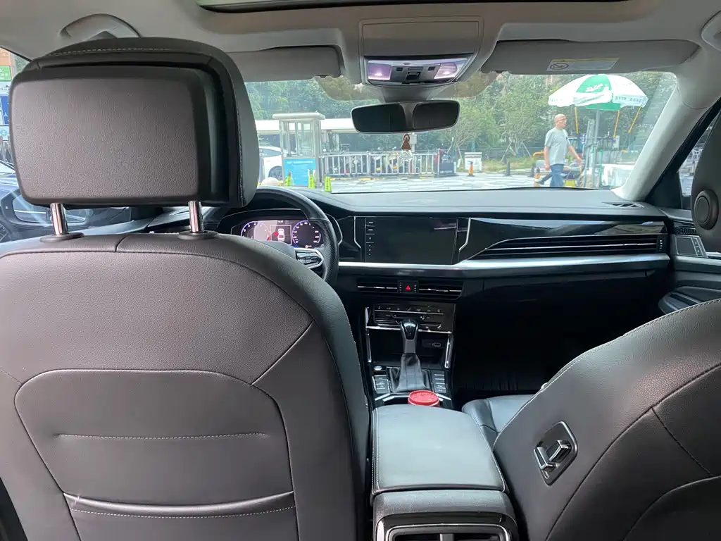 Volkswagen Passat — миниатюра 10