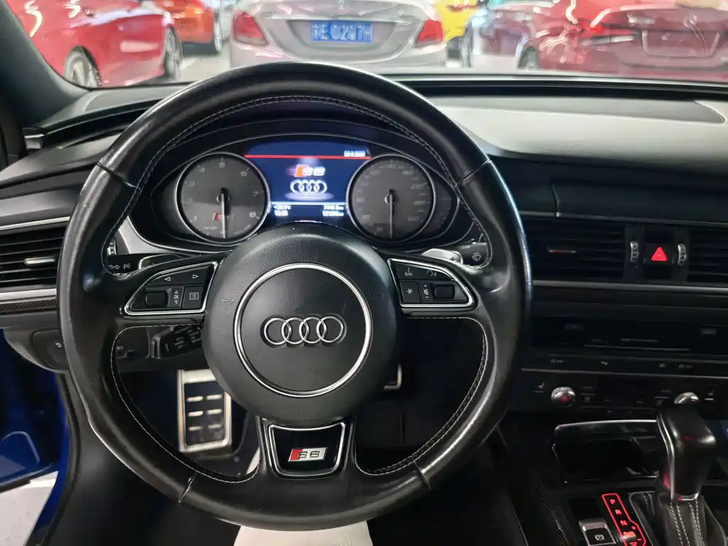 Audi S6 — миниатюра 4