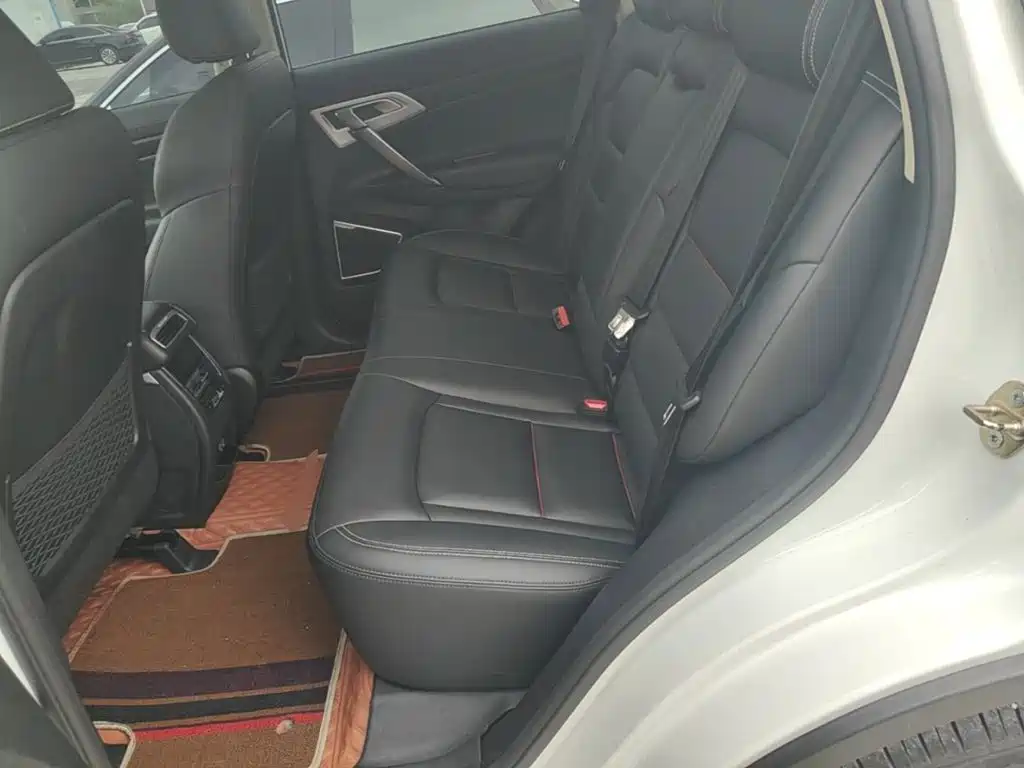 Geely Boyue — миниатюра 17