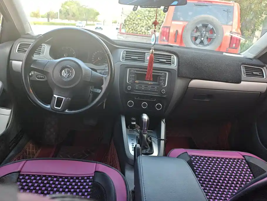 Volkswagen Sagitar