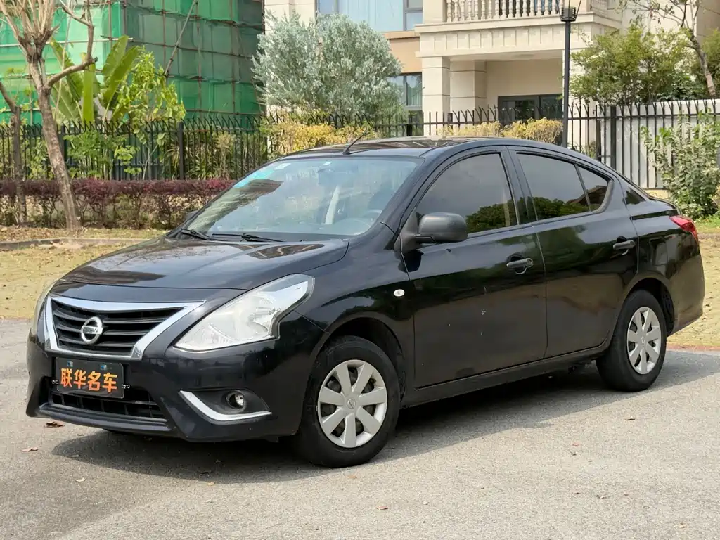 Nissan Sunny 2016