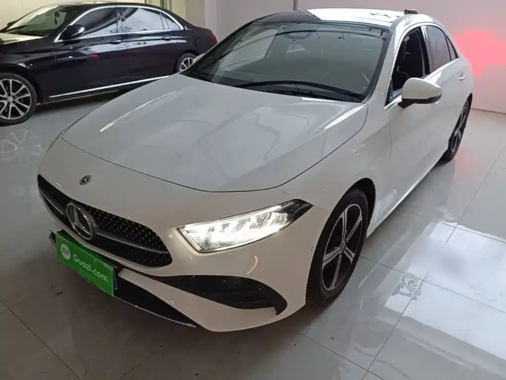Mercedes-Benz A-Class — миниатюра 2