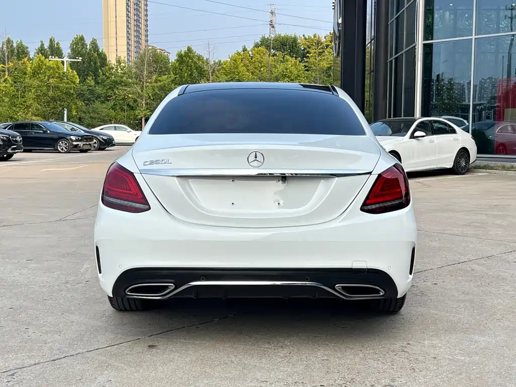 Mercedes-Benz C-Class — миниатюра 5