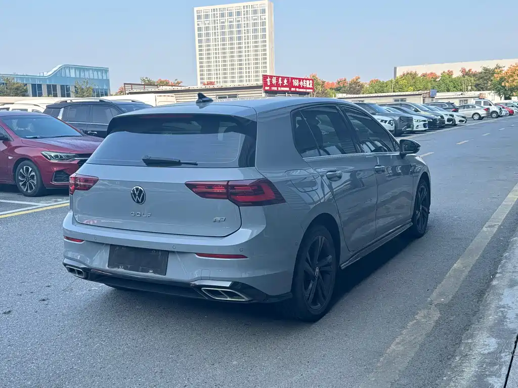 Volkswagen Golf — миниатюра 16