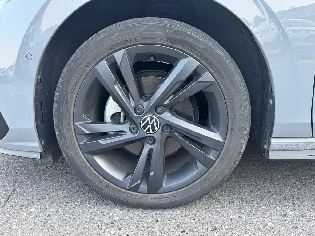 Volkswagen Golf — миниатюра 11