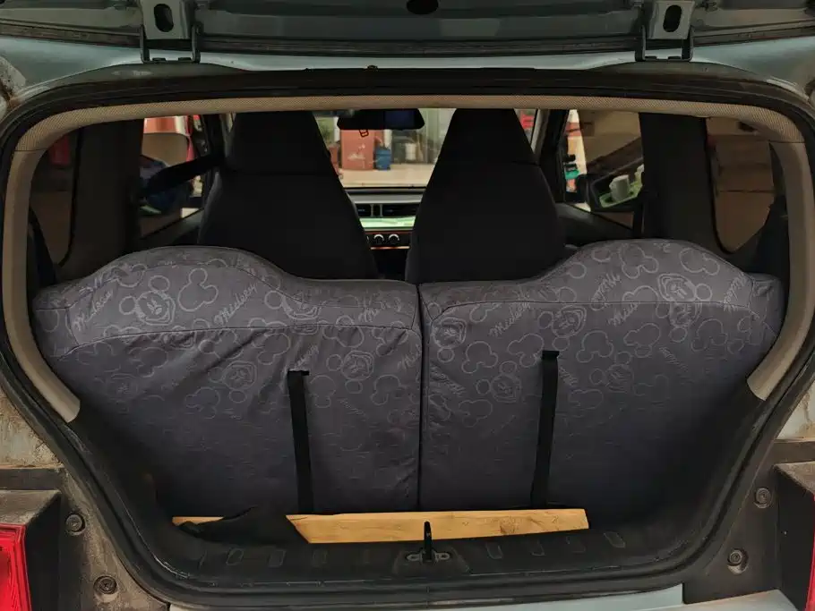 Wuling MINIEV — миниатюра 4