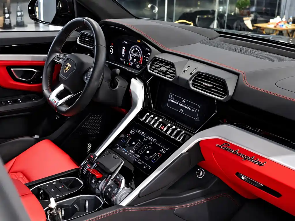 Lamborghini Urus — миниатюра 5