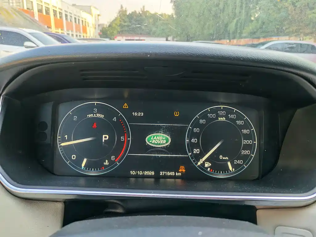Land Rover Sport — миниатюра 10