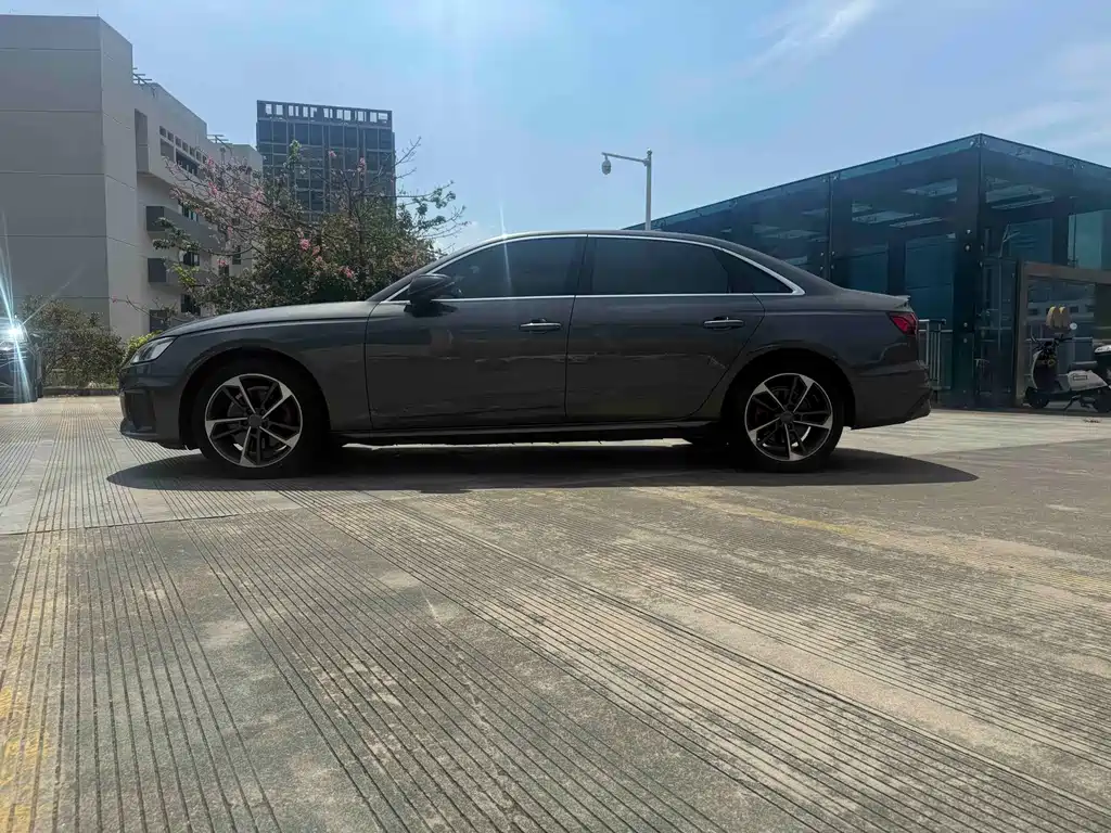 Audi A4L — миниатюра 5