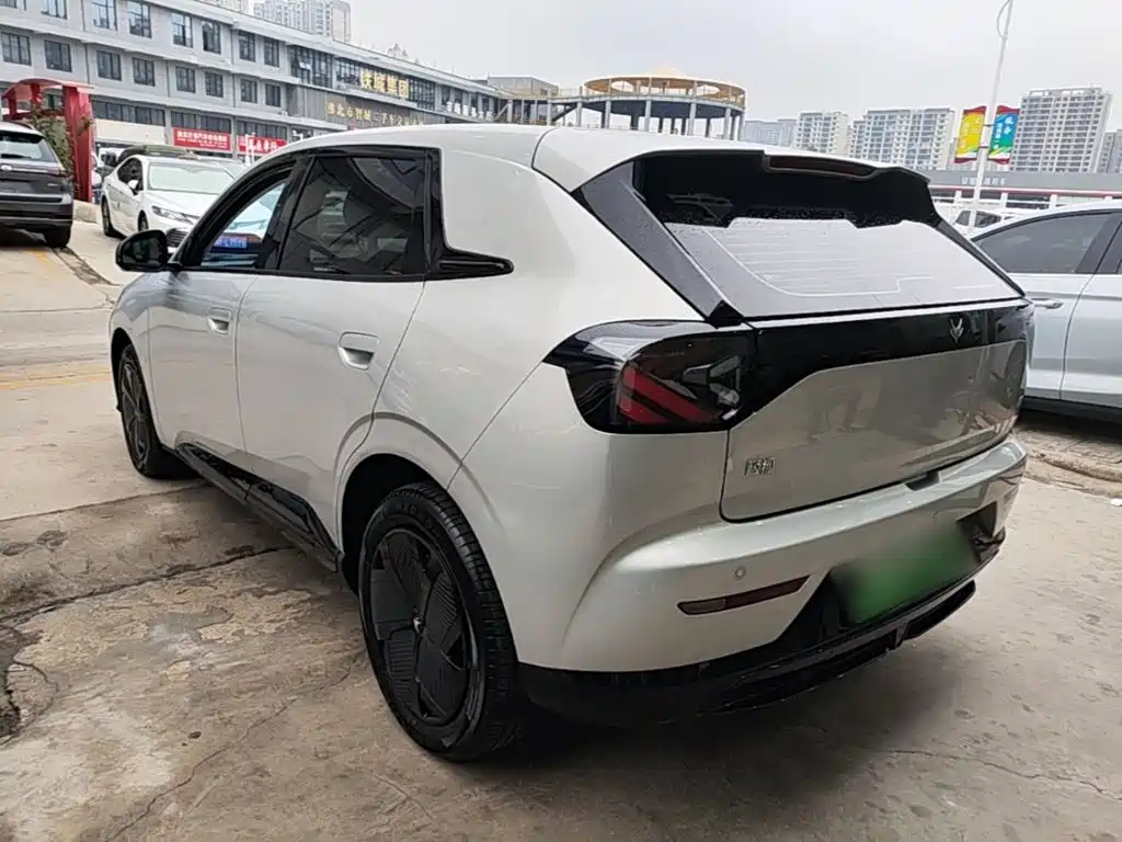 ARCFOX Beta T1 — миниатюра 5