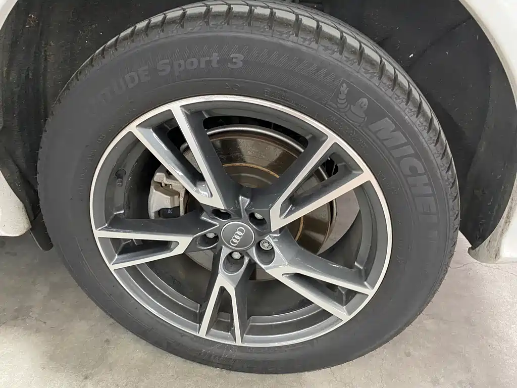 Audi Q5L — миниатюра 17