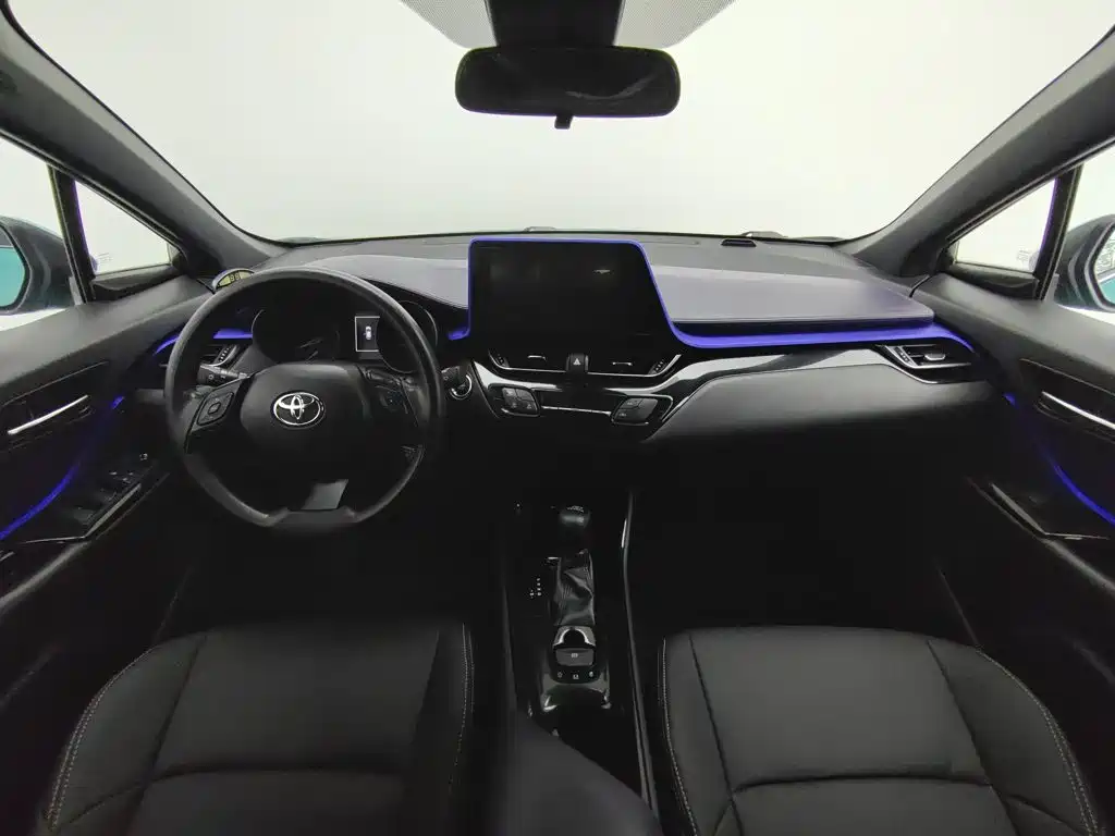 Toyota C-HR 2018 2.0L Lead V