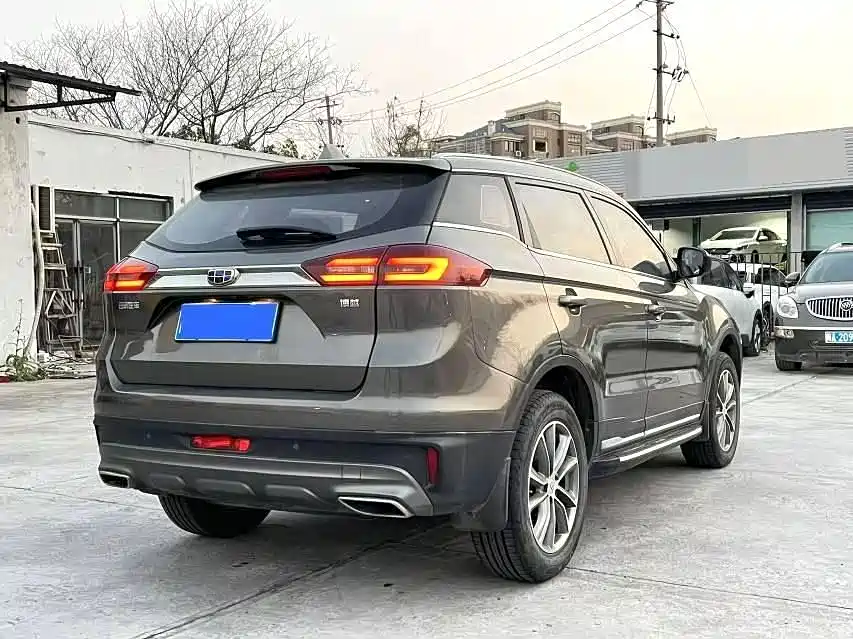 Geely Boyue — миниатюра 3