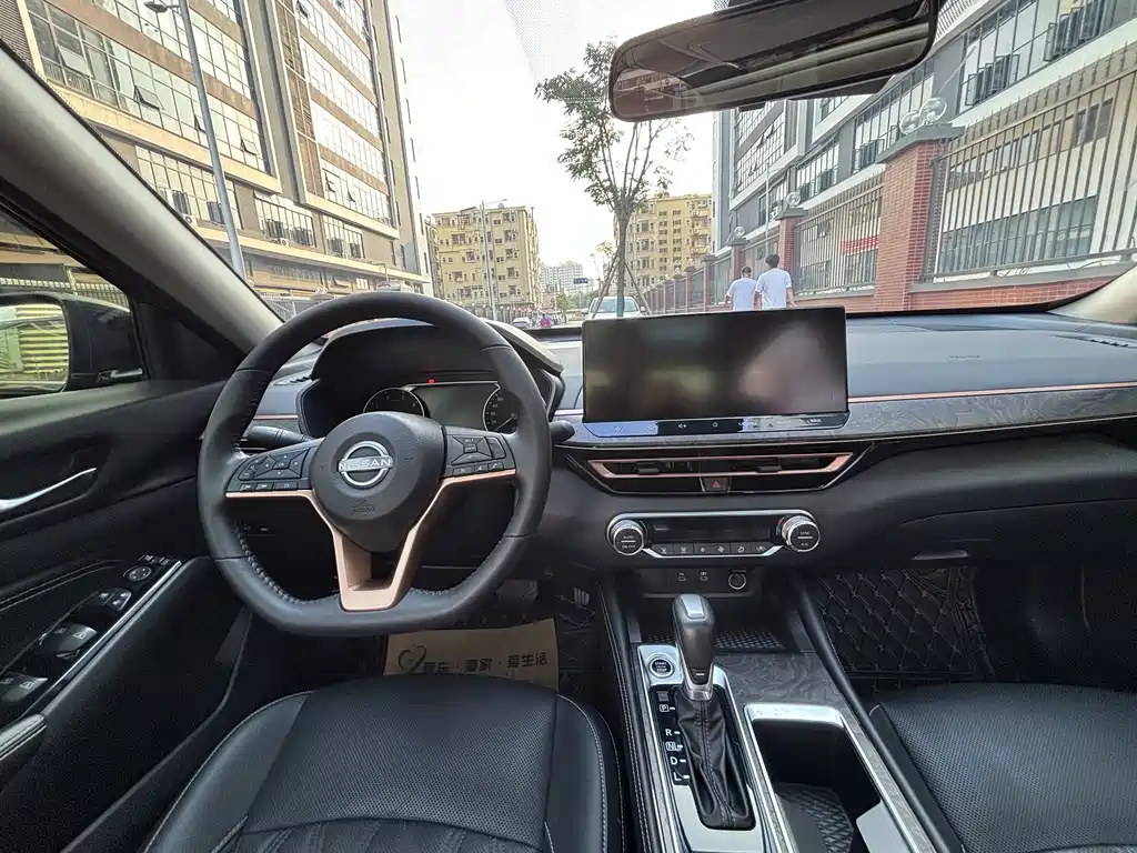Nissan Teana — миниатюра 8
