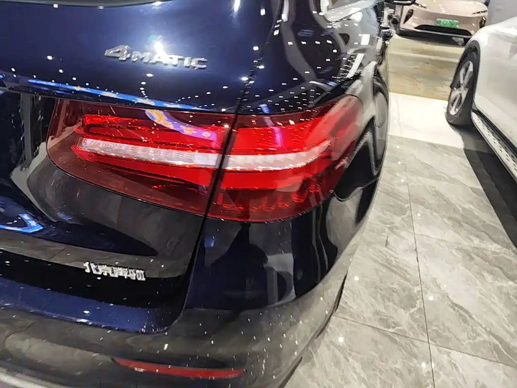 Mercedes-Benz GLC — миниатюра 8
