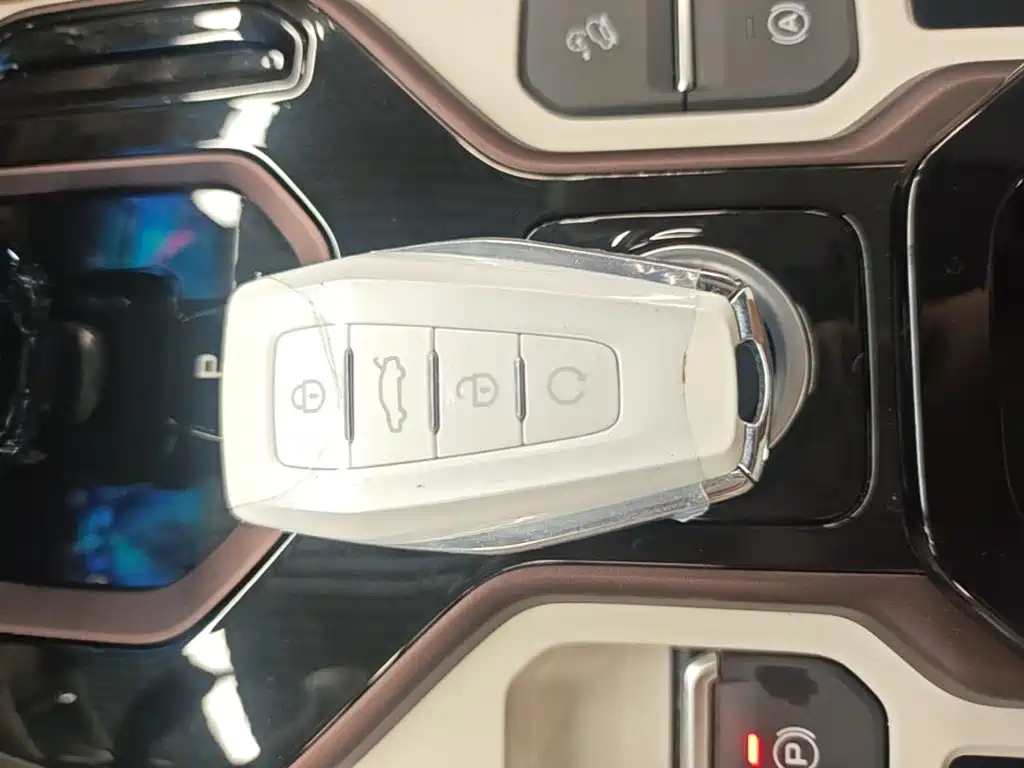 Geely Icon — миниатюра 9