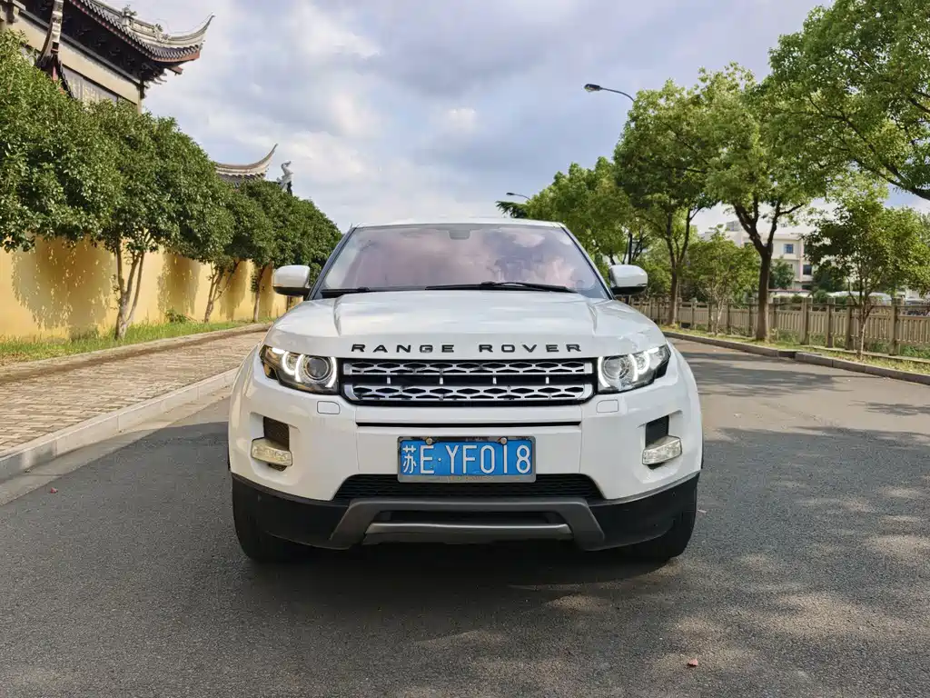 Land Rover Evoque (Import) — миниатюра 2