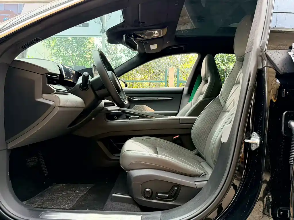 ZEEKR EXTREME KRYPTON 001